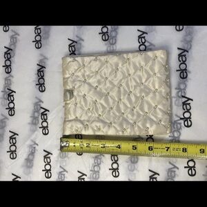 Vintage Morrillcraft Boston Quilted Satin Jewelry Pouch Ivory Pearl Beads